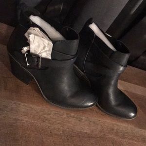 New in box Sole Society So-Maris booties